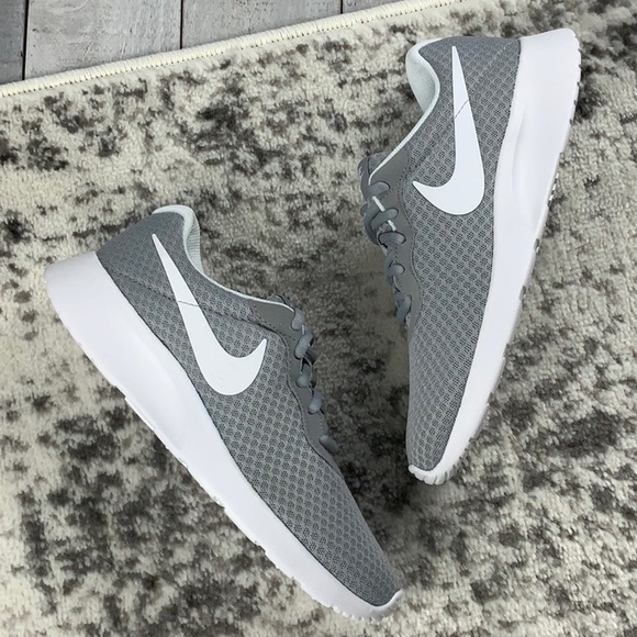 womens tanjun athletics sneakers